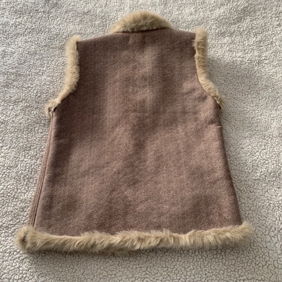 Sport Haley Jackets & Coats Sport Haley Faux Fur Sleeveless Vest